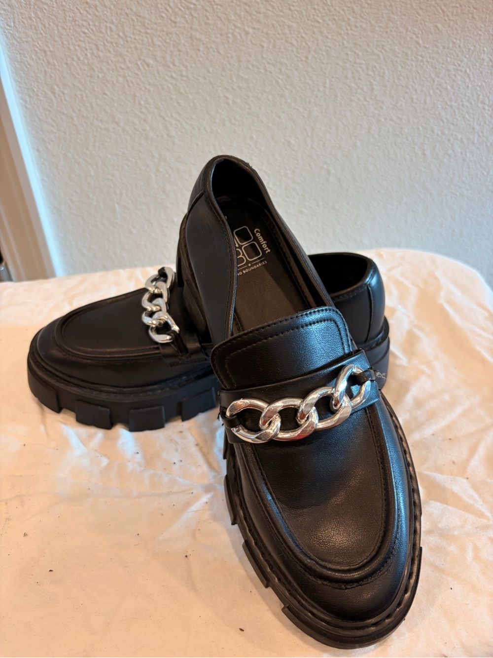 Women’s Black Chain-Trim Chunky Loafers